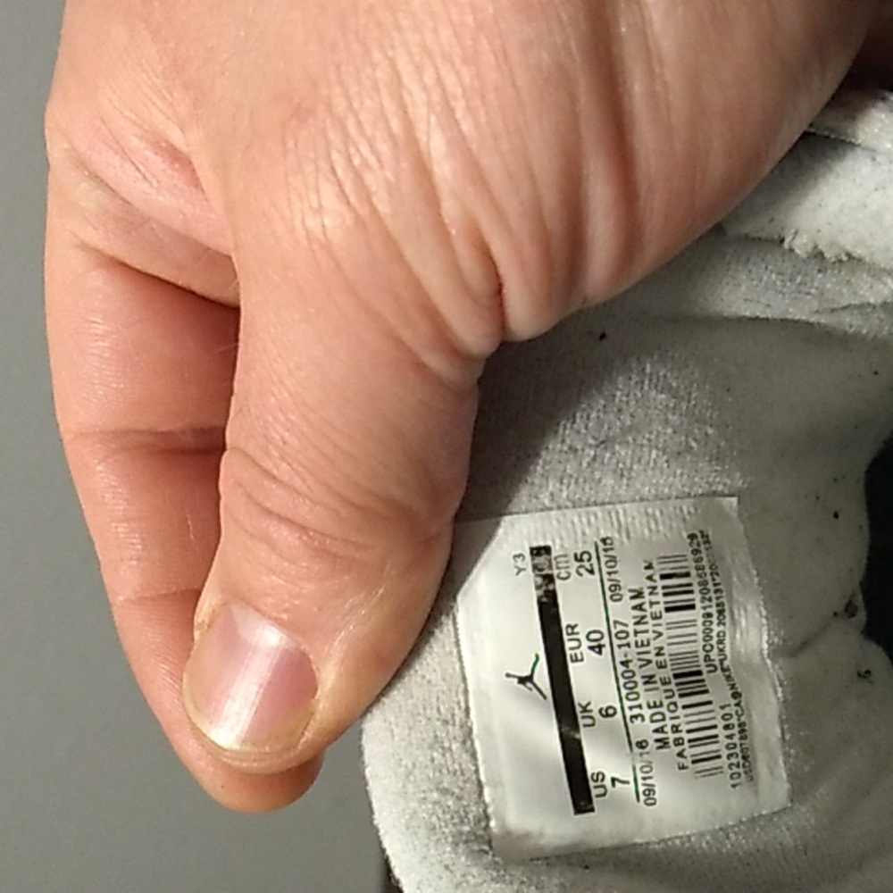 Jordan Retro 13 - Picture 5 of 6